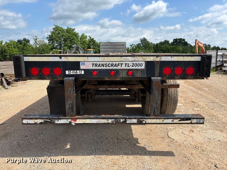 image for item FG0424 2007 Transcraft TL-2000 Normal Duty flatbed truck