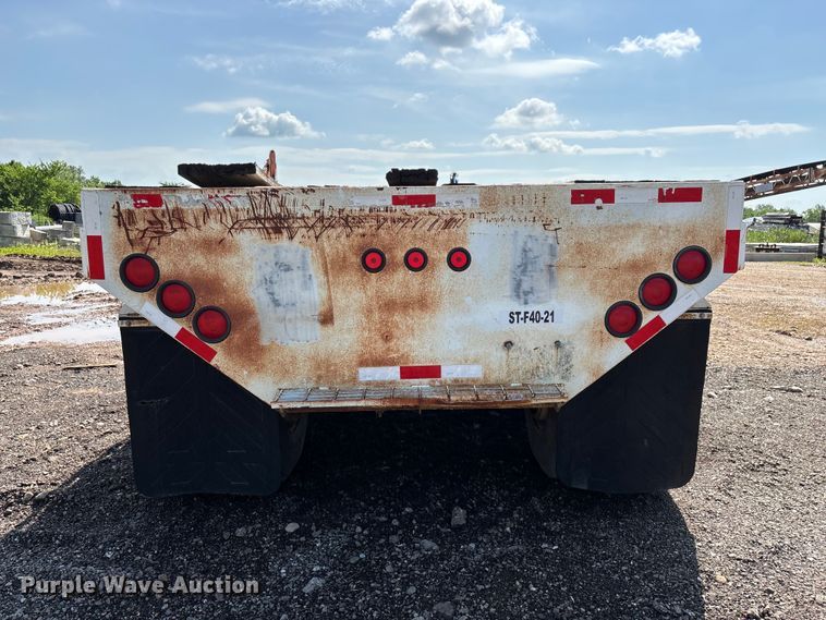 image for item FG0425 1994 Fontaine flatbed trailer