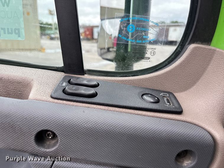image for item FH7143 2017 Freightliner Cascadia semi truck