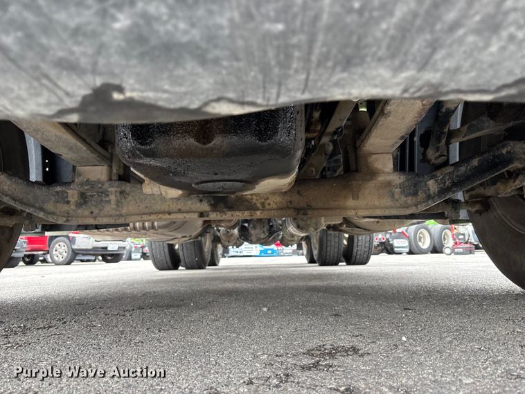 image for item FH7144 2017 Freightliner Cascadia semi truck