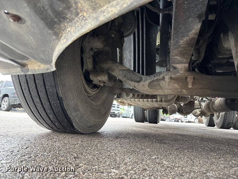 image for item FH7149 2018 Freightliner Cascadia 