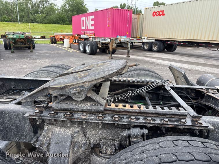 image for item FH7149 2018 Freightliner Cascadia 