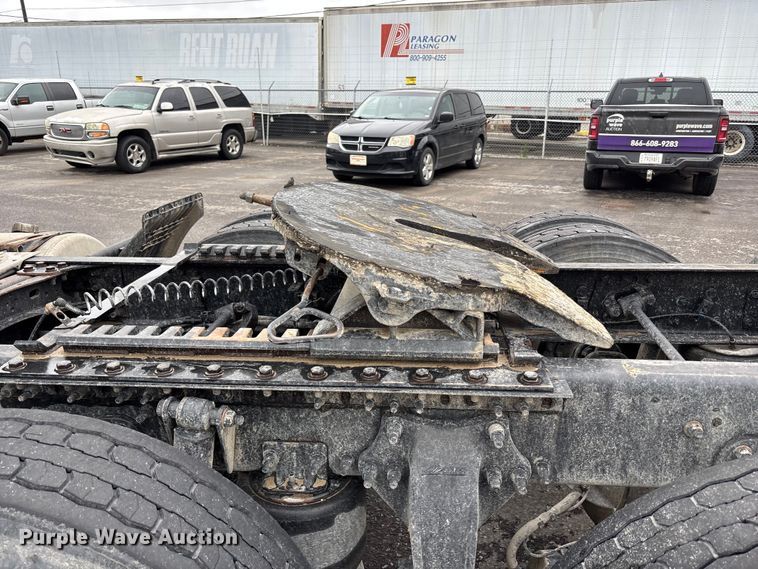 image for item FH7149 2018 Freightliner Cascadia 