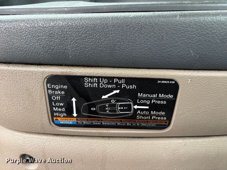 image for item FH7149 2018 Freightliner Cascadia 