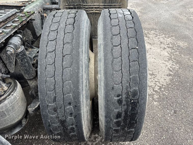 image for item FH7149 2018 Freightliner Cascadia 