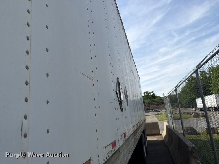 image for item FI1004 2004 Hyundai Translead V12530152AJS dry van trailer