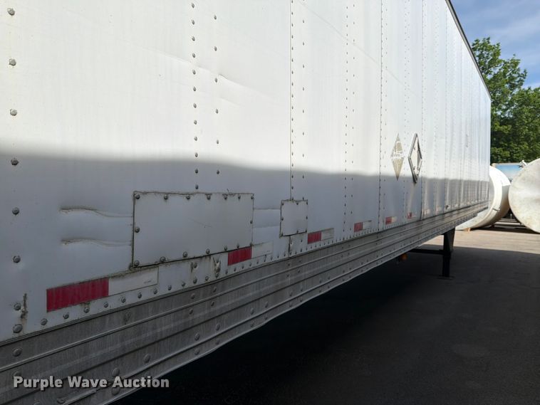 image for item FI1004 2004 Hyundai Translead V12530152AJS dry van trailer