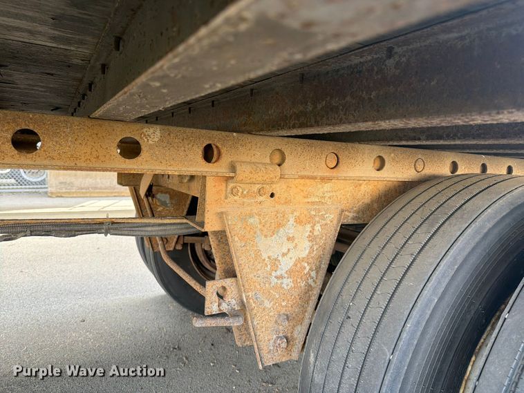 image for item FI1004 2004 Hyundai Translead V12530152AJS dry van trailer