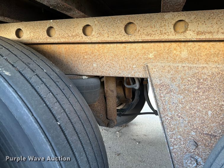 image for item FI1004 2004 Hyundai Translead V12530152AJS dry van trailer