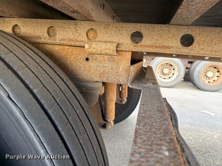 image for item FI1004 2004 Hyundai Translead V12530152AJS dry van trailer