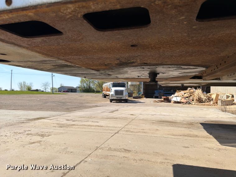 image for item FK0168 2014 Vanguard National Trailer Corporation (vntc) dry van trailer