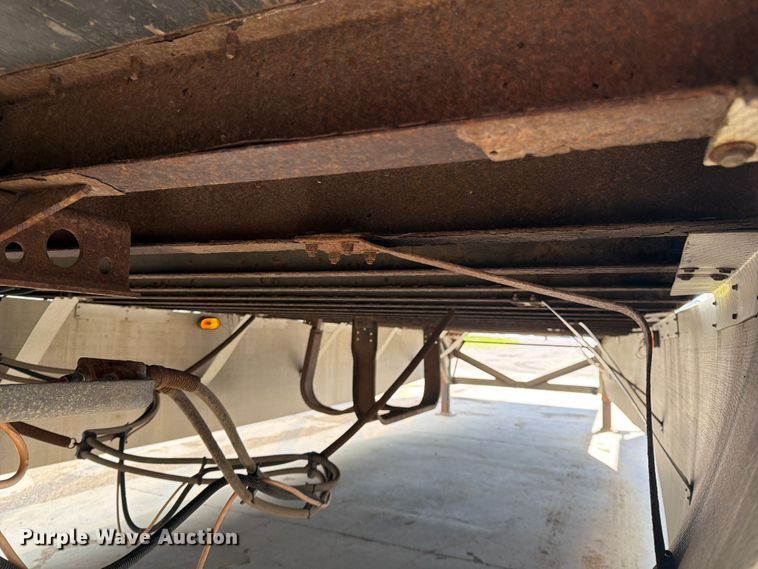 image for item FK0168 2014 Vanguard National Trailer Corporation (vntc) dry van trailer