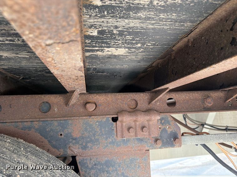 image for item FK0168 2014 Vanguard National Trailer Corporation (vntc) dry van trailer
