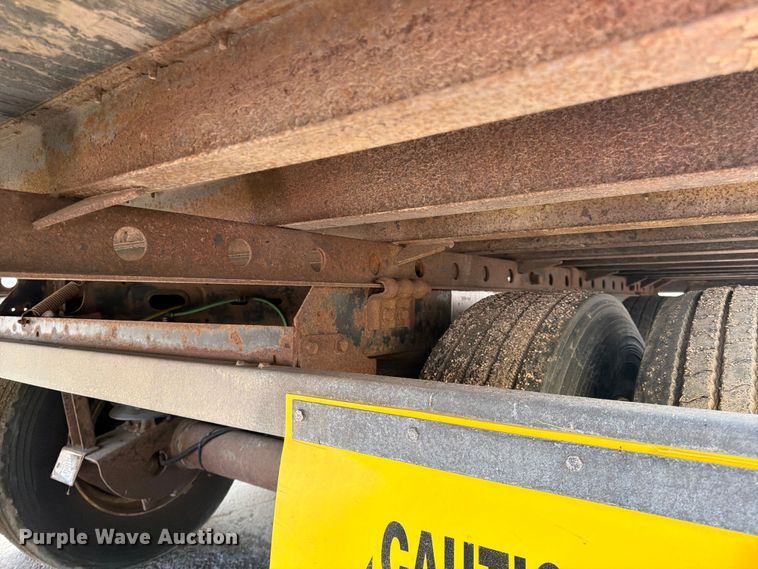 image for item FK0168 2014 Vanguard National Trailer Corporation (vntc) dry van trailer