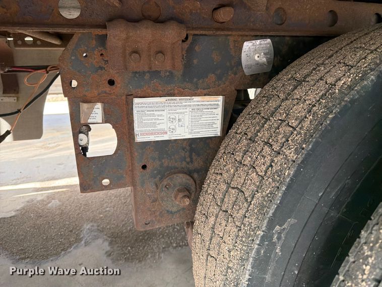 image for item FK0168 2014 Vanguard National Trailer Corporation (vntc) dry van trailer