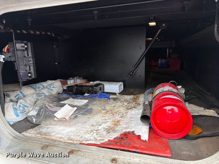 image for item FK0175 2016 Kenworth T880 semi truck