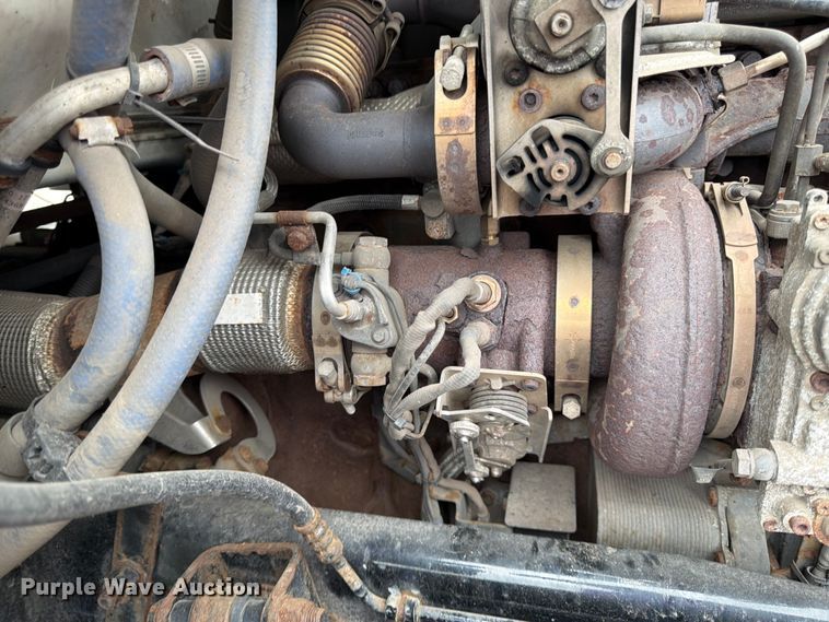 image for item FK0175 2016 Kenworth T880 semi truck