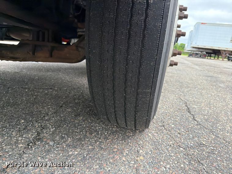 image for item FK0175 2016 Kenworth T880 semi truck