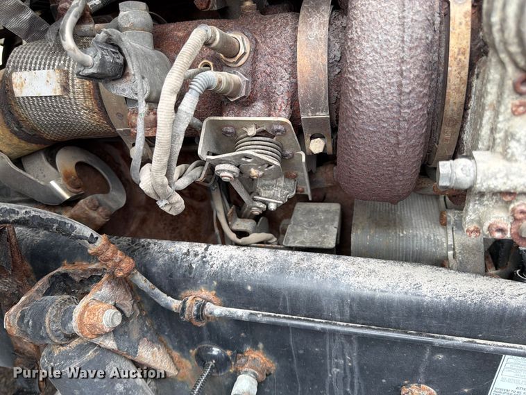 image for item FK0176 2016 Kenworth T880 semi truck