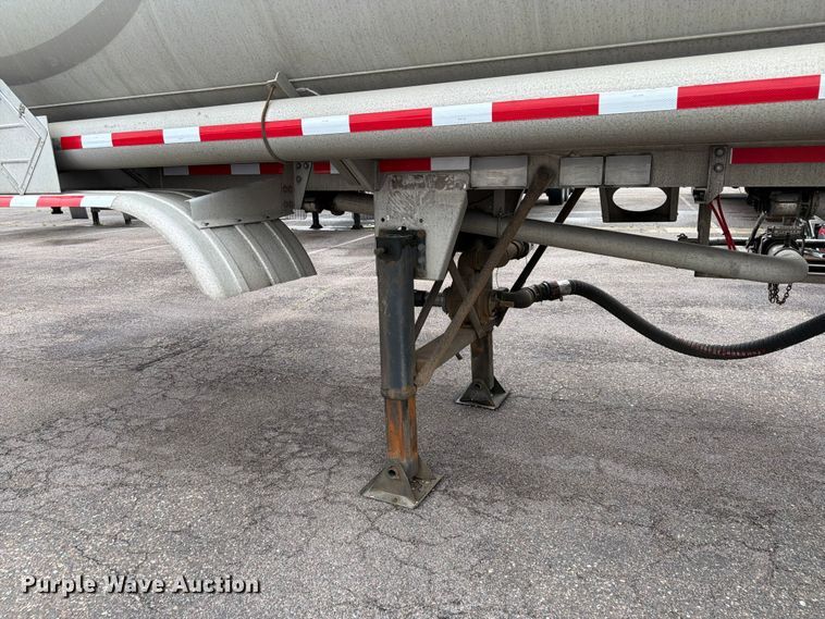 image for item FK0177 2005 Brenner tank trailer