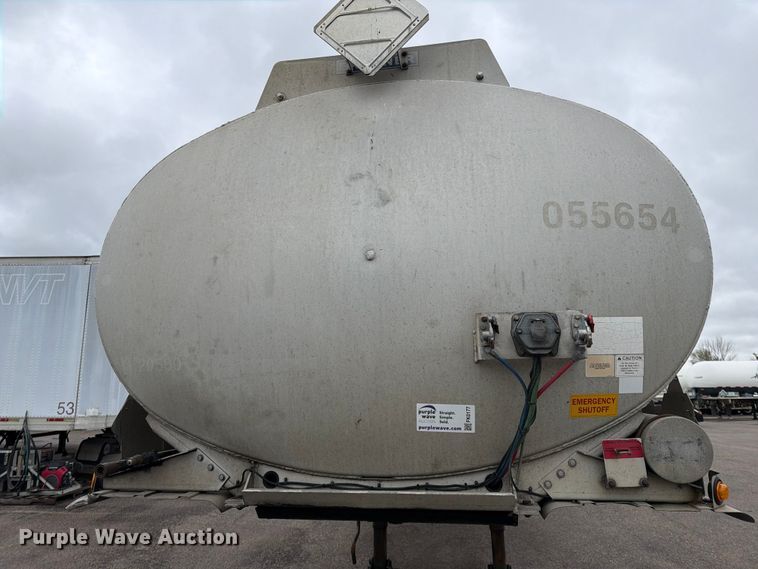 image for item FK0177 2005 Brenner tank trailer