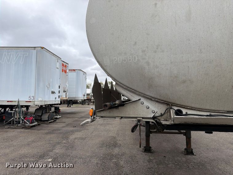 image for item FK0177 2005 Brenner tank trailer