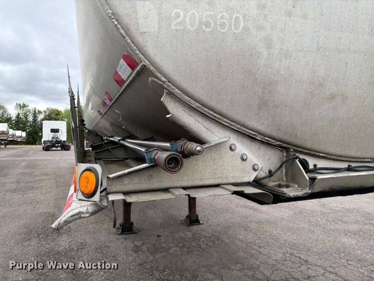 image for item FK0177 2005 Brenner tank trailer