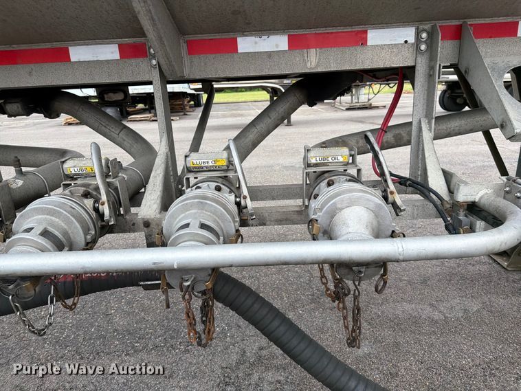image for item FK0177 2005 Brenner tank trailer