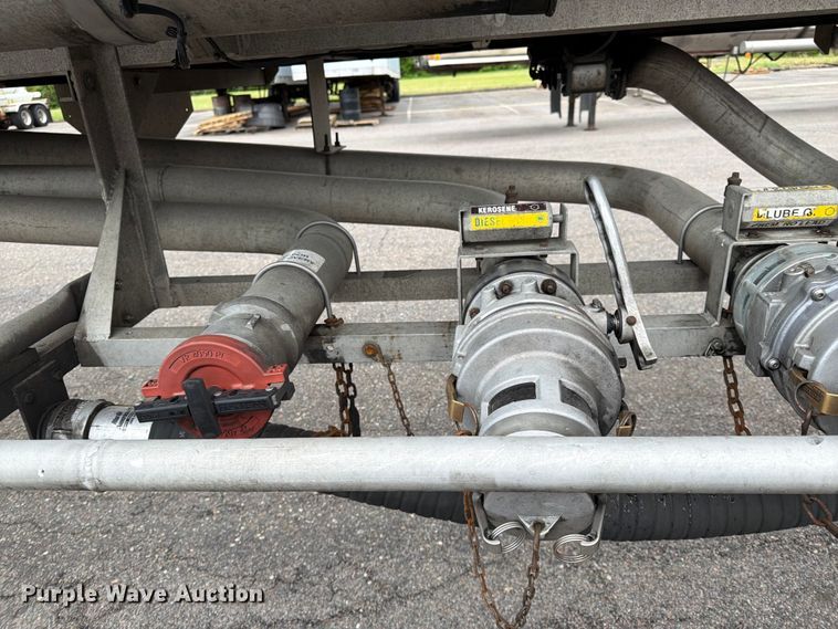image for item FK0177 2005 Brenner tank trailer
