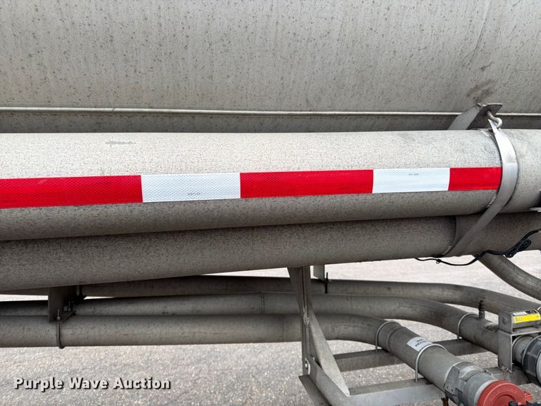 image for item FK0177 2005 Brenner tank trailer