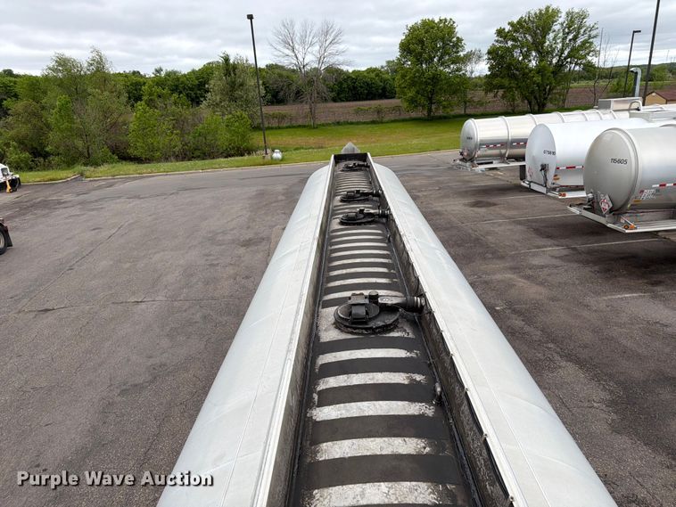 image for item FK0177 2005 Brenner tank trailer