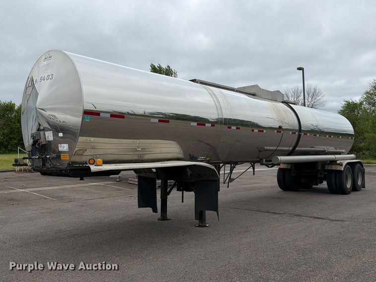 image for item FK0178 1990 Polar tank trailer