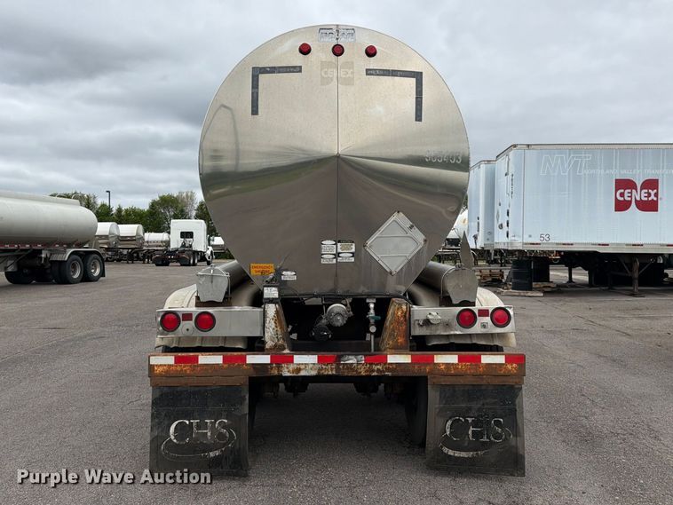 image for item FK0178 1990 Polar tank trailer