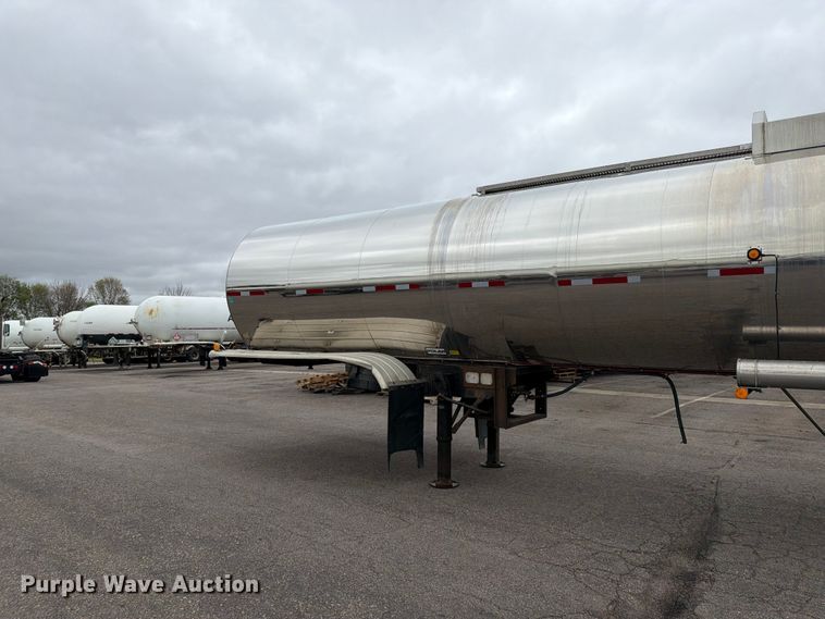 image for item FK0178 1990 Polar tank trailer