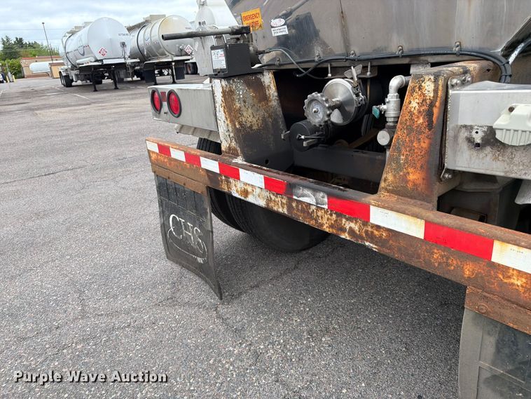 image for item FK0178 1990 Polar tank trailer