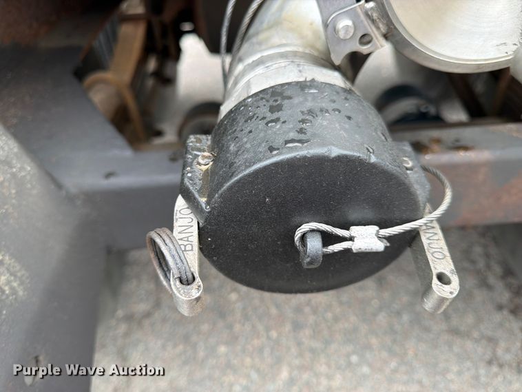 image for item FK0178 1990 Polar tank trailer