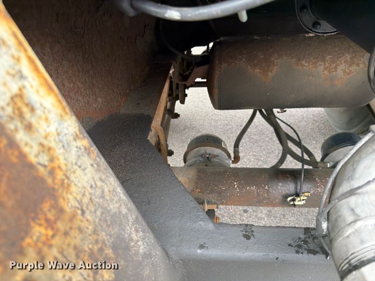 image for item FK0178 1990 Polar tank trailer