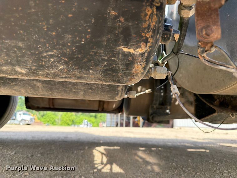 image for item FK0195 2016 Kenworth T880 semi truck