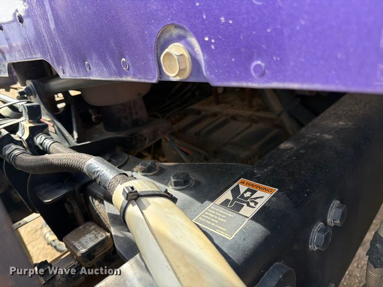image for item FK0195 2016 Kenworth T880 semi truck