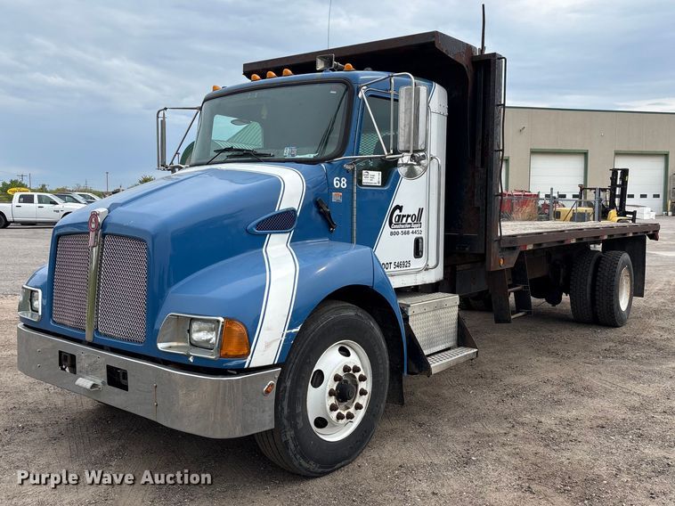 image for item FK1486 2007 Kenworth T300 dump flatbed truck