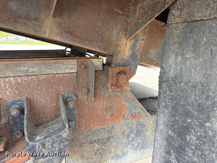 image for item FK1486 2007 Kenworth T300 dump flatbed truck