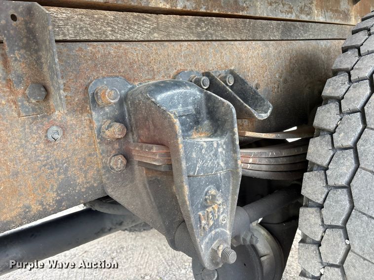 image for item FK1486 2007 Kenworth T300 dump flatbed truck