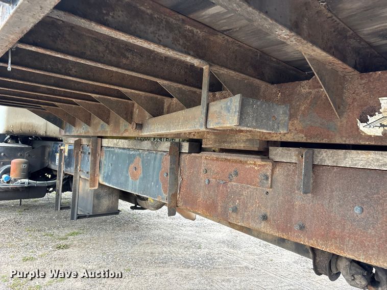 image for item FK1486 2007 Kenworth T300 dump flatbed truck
