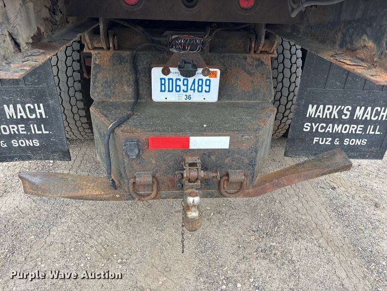 image for item FK1486 2007 Kenworth T300 dump flatbed truck