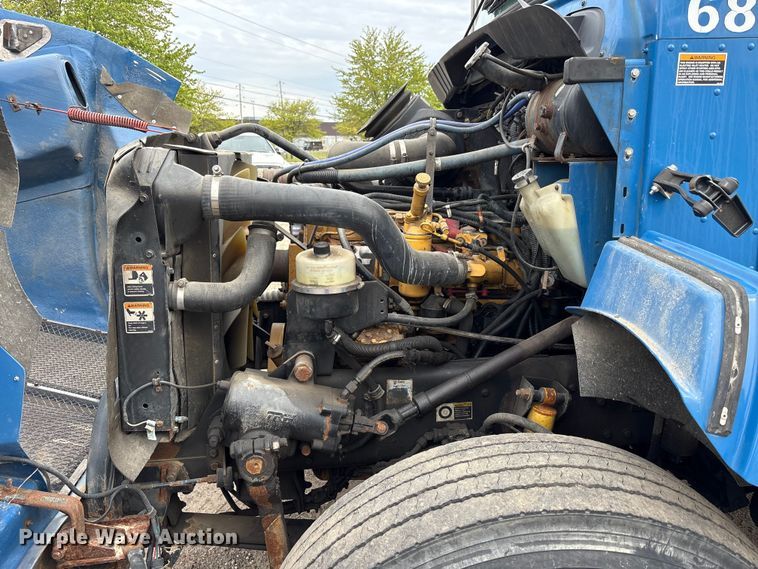 image for item FK1486 2007 Kenworth T300 dump flatbed truck