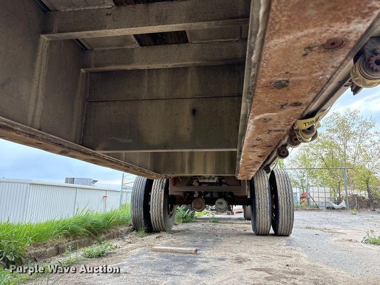 image for item FK1487 1990 Ravens flatbed trailer