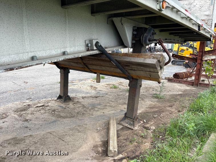 image for item FK1487 1990 Ravens flatbed trailer