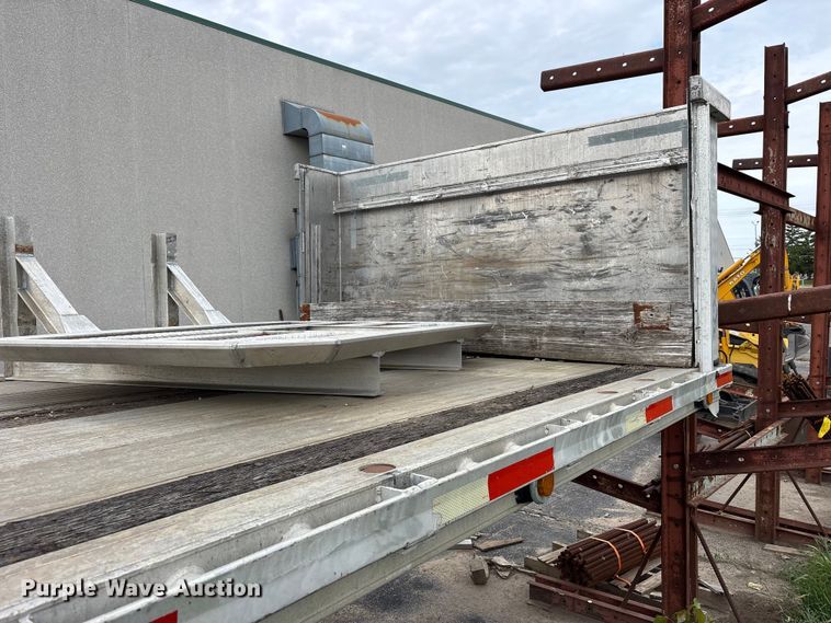 image for item FK1487 1990 Ravens flatbed trailer