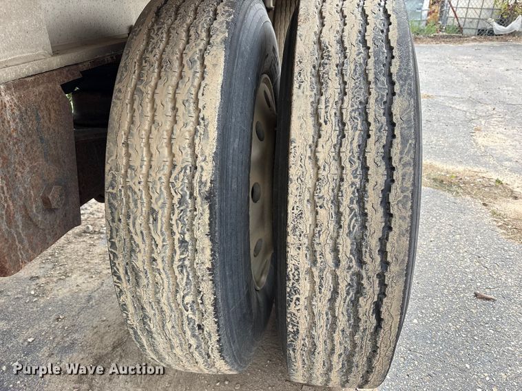 image for item FK1487 1990 Ravens flatbed trailer
