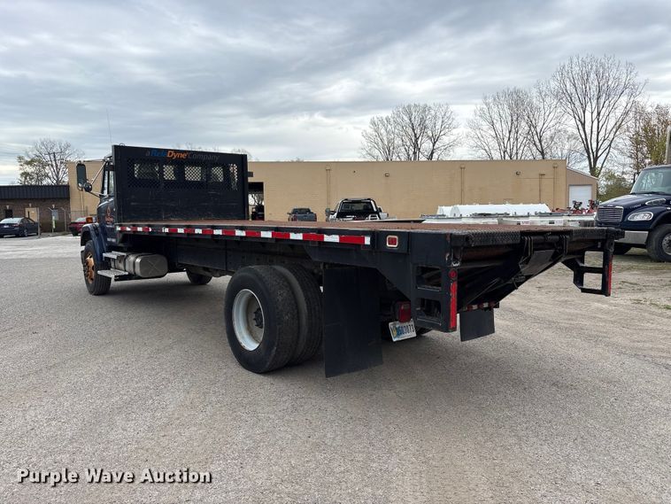image for item FK1495 2001 Freightliner FL70 flatbed truck